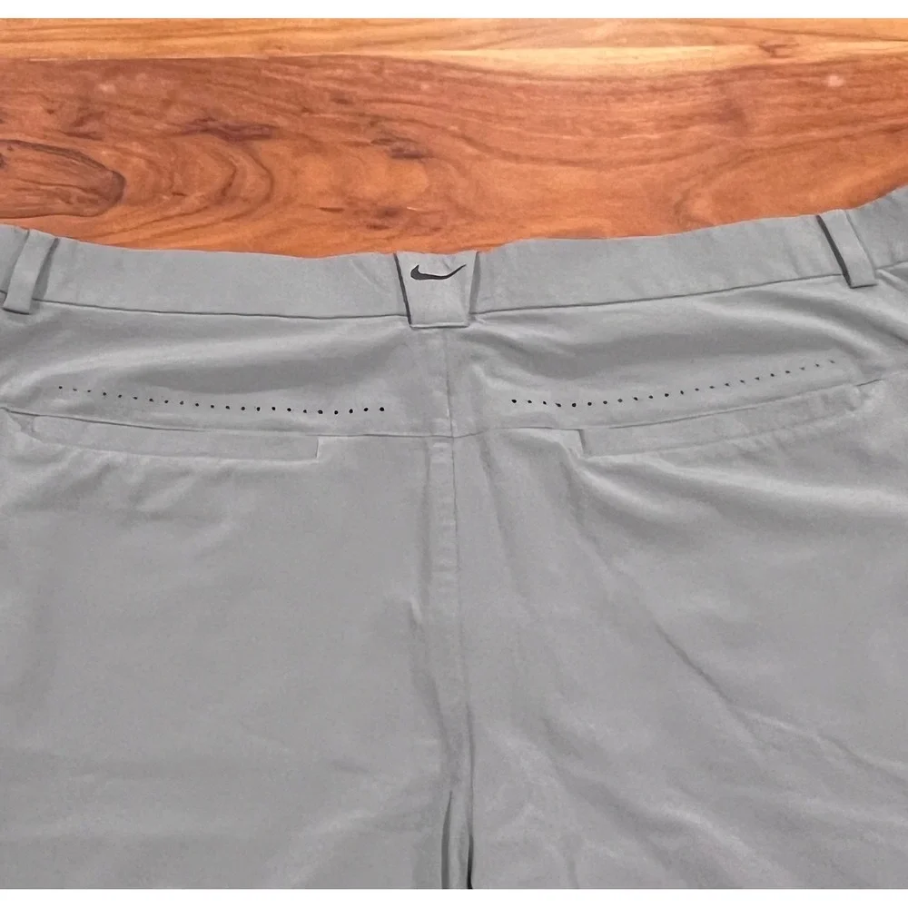 Nike Golf Tour Performance Dri-FIT Shorts Mens 40 Gray Flat Front Stretch Sport